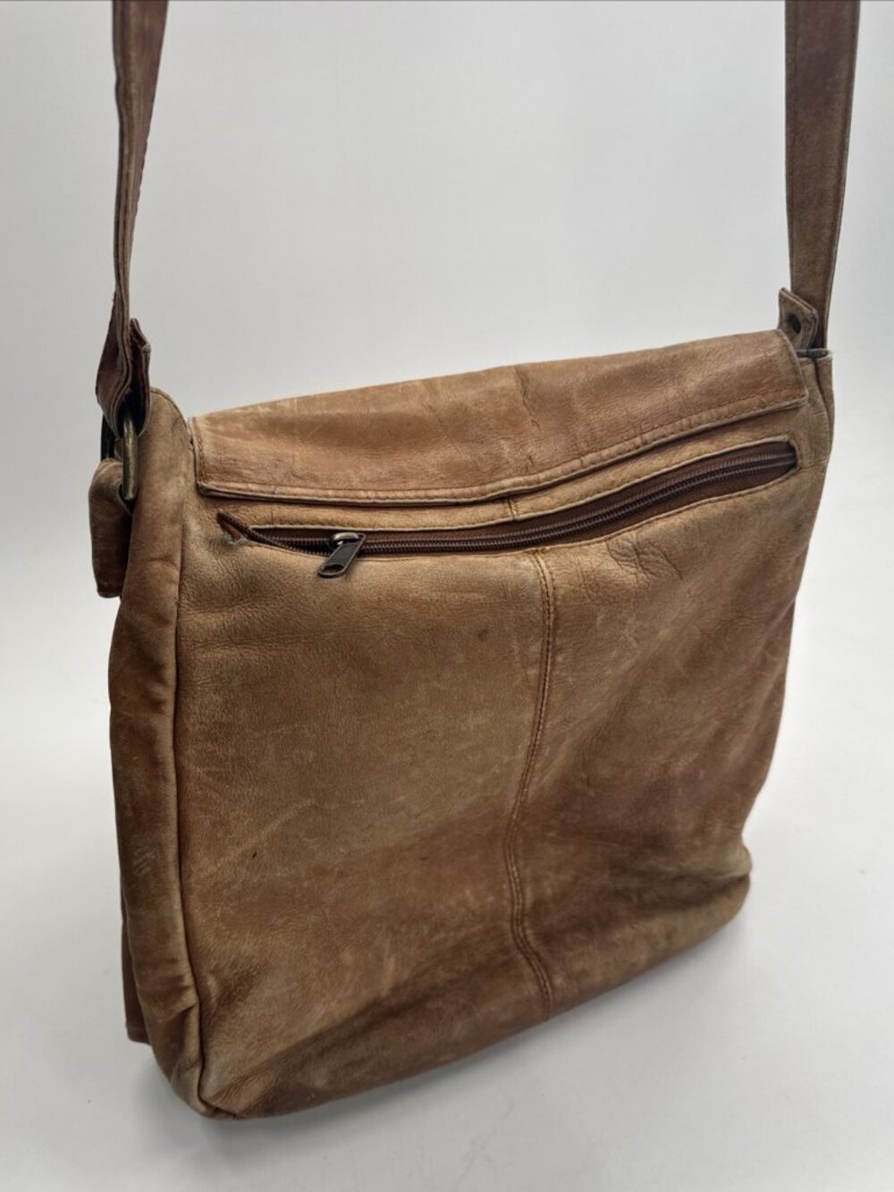 Boulder Ridge Messenger Bag Tan Cowhide Leather Plaid Lined Pockets Distressed - Picture 5 of 16